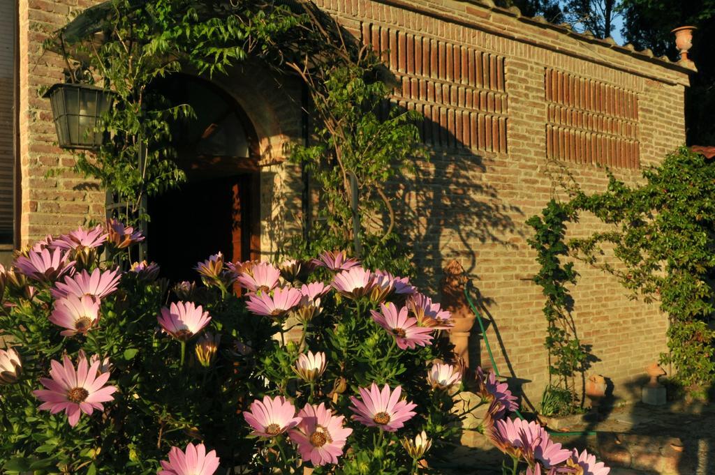 Hostal Relais Castelluccio Palusse Città della Pieve Exterior foto