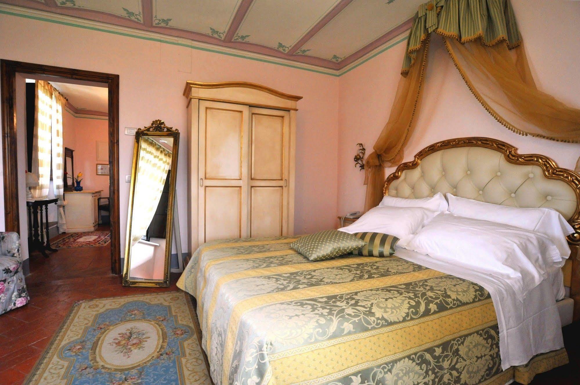 Hostal Relais Castelluccio Palusse Città della Pieve Exterior foto