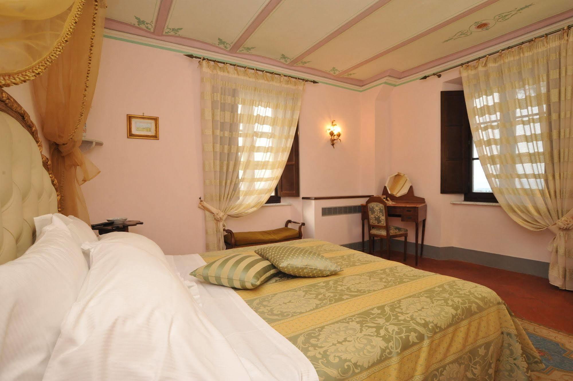 Hostal Relais Castelluccio Palusse Città della Pieve Exterior foto